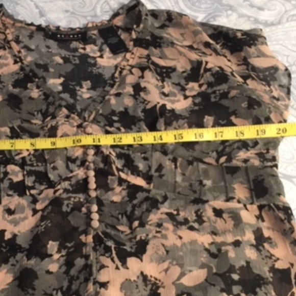 Liz Claiborne blouse - Picture 3 of 3